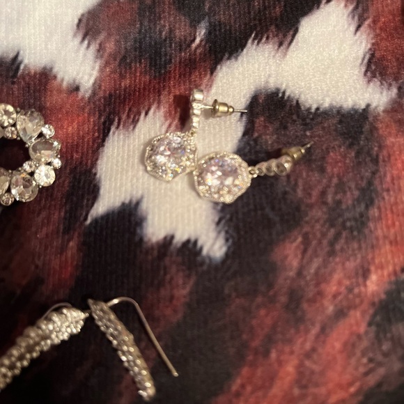 Bundle of three pairs of earrings for pierced ears. Bought from Cato don’t wear - Picture 5 of 5